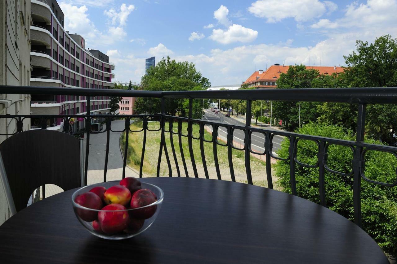 Sleep Well Wroclavia / Dyrekcyjna Apartment Wrocław Exterior foto